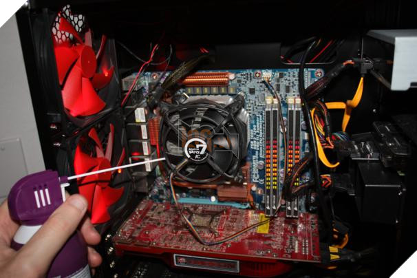 Hè đã đến, vệ sinh máy tính ra sao để chiến game thoải mái suốt kỳ nghỉ?