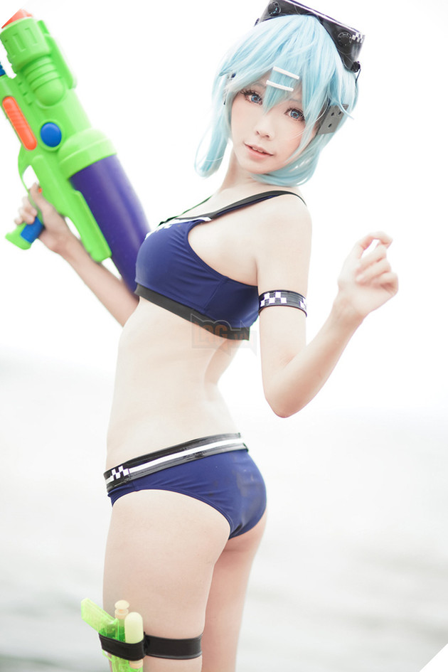 Thích mê với cosplay hai người đẹp trong Sword Art Online
