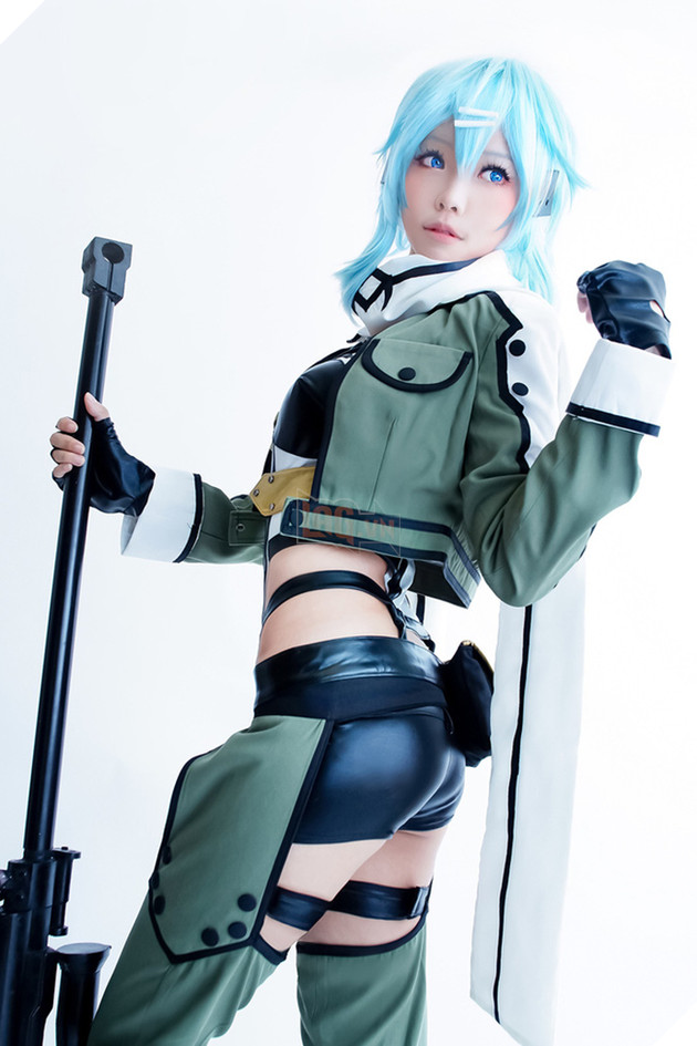 Thích mê với cosplay hai người đẹp trong Sword Art Online