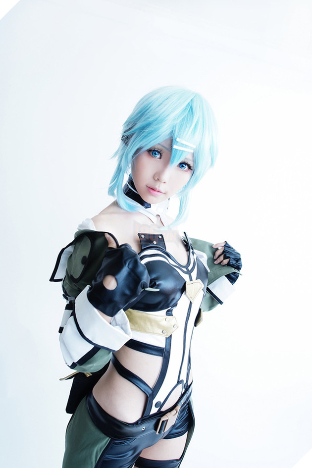 Thích mê với cosplay hai người đẹp trong Sword Art Online