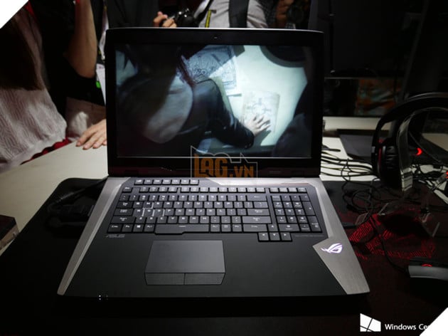 Đây chính là chiếc laptop khủng game thủ Việt nào cũng mơ ước