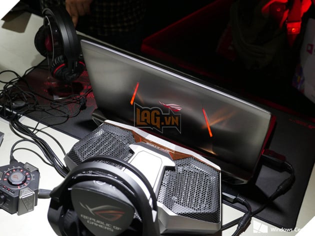 Đây chính là chiếc laptop khủng game thủ Việt nào cũng mơ ước