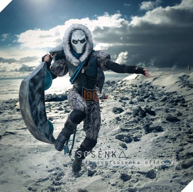 Choáng ngợp trước cô gái có khả năng 'cải trang' mọi tướng Liên Minh Huyền Thoại