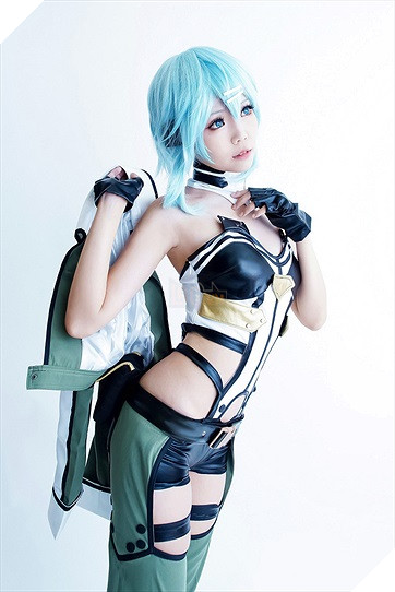 Khởi đầu ngày mới với bộ Cosplay Sword Art Online cực nóng bỏng 4