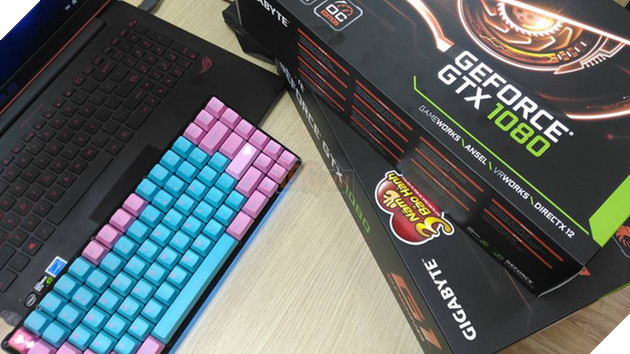 Đây là cô gái có dàn máy chơi game khủng nhất Việt Nam?