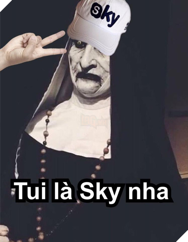 Dân mạng thi nhau chế ảnh ác quỷ của phim The Conjuring 2 