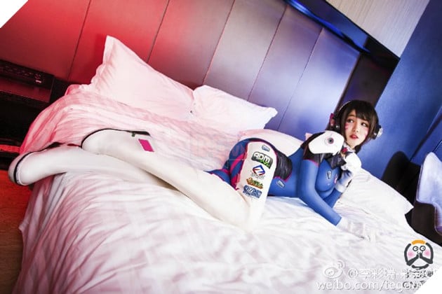 Chảy máu mũi với cosplay Overwatch nữ nhân vật D.Va cực gợi cảm