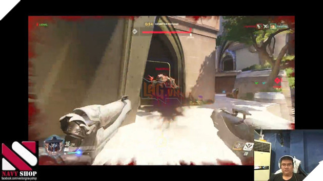 
Tuyển thủ Liên Minh Huyền Thoại Archie chơi Overwatch.
