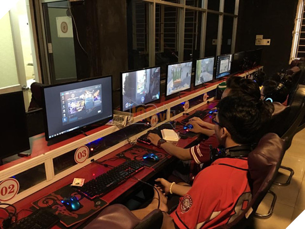 Bằng chứng cho thấy Overwatch đã phổ biến tại cả loạt quán net Việt Nam