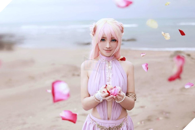 Châu Tấn - Nữ coser xinh đẹp và gợi cảm xứ Đài Loan