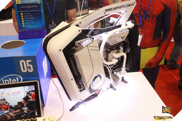 Extreme PC Master Expo 2016 - Lễ hội trình diễn máy tính lớn nhất Việt Nam ngày hôm nay 25/06 17