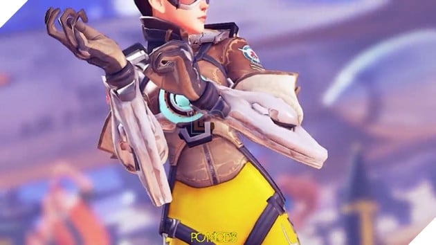Hết làm loạn Overwatch, nhân vật nữ này lại "mò" sang Street Fighter