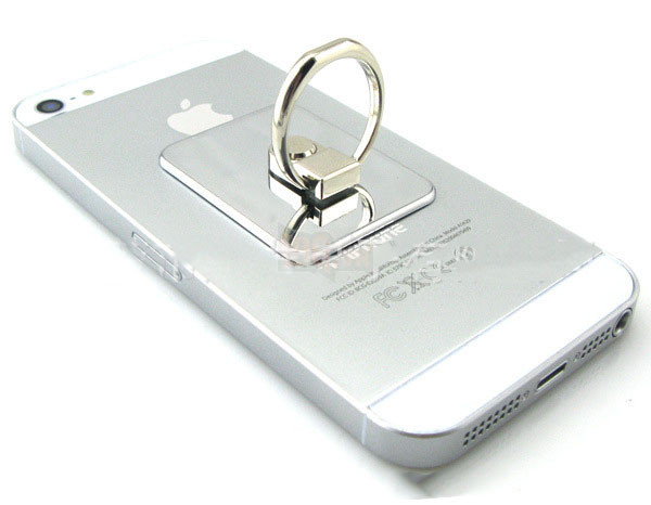 Vật dụng này sẽ giúp bạn chơi Pokemon GO tại Việt Nam không sợ bị giật điện thoại