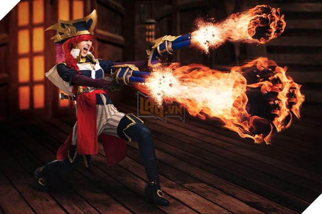 Ngẩn ngơ với bộ ảnh quyến rũ của nữ coser Juby Headshot 4