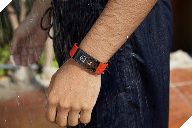 Smartband Talk: Vong tay dien tu ho tro van dong hinh anh 3