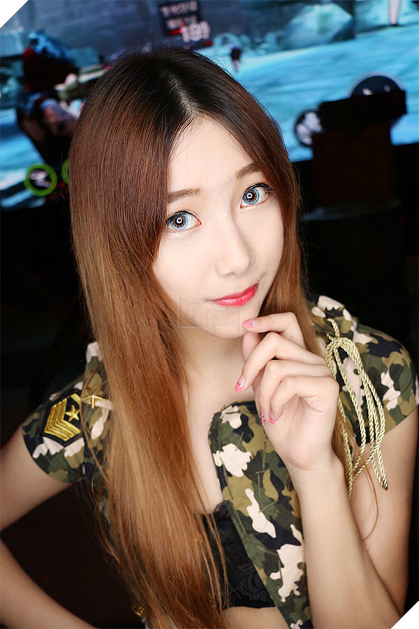 Dàn showgirl toàn chân dài miên man của hãng 9you ở ChinaJoy 2016