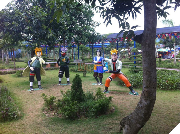 Choáng với tượng Naruto "thảm họa" tại Việt Nam