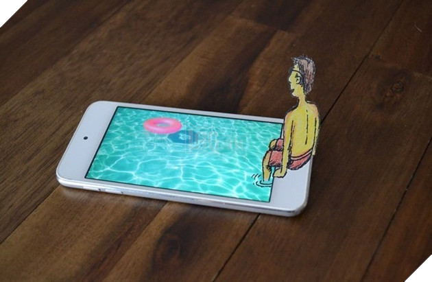 Biến iPhone thành một hồ bơi.