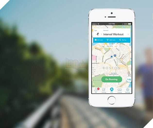 14. RunKeeper RunKeeper là một ứng dụng thể dục phổ biến nhất, nó sử dụng GPS của bạn để theo dõi quãng đường bạn chạy cũng như thời gian và lượng calo mà bạn đã đốt.