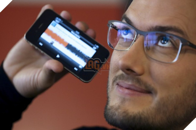 2. SoundCloud SoundCloud là dịch vụ âm nhạc trực tuyến, giúp bạn thưởng thức mọi thứ từ âm nhạc đến các nội dung khác như sách điện tử hay podcast. Ngoài việc dễ sử dụng và miễn phí, bất kể bạn là ai cũng có thể tải nội dung âm thanh lên đó và chia sẻ với mọi người.