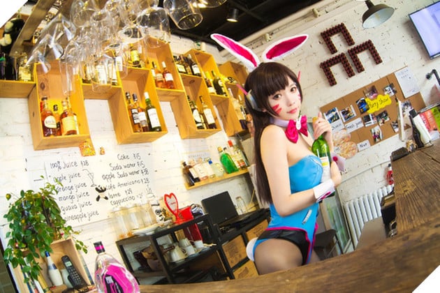 Ngẩn ngơ với đôi chân dài miên man của D.Va trong Overwatch