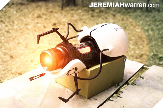 30 món vũ khí và vật dụng trong game được chế tác ngoài đời đẹp nhất