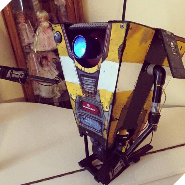 30 món vũ khí và vật dụng trong game được chế tác ngoài đời đẹp nhất