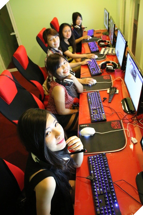 LMHT: Con gái muốn leo Rank không ăn bám vào team thì đừng quên những điều này