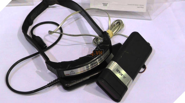 11 tay cầm điều khiển "quái dị" nhất trong lịch sử video game