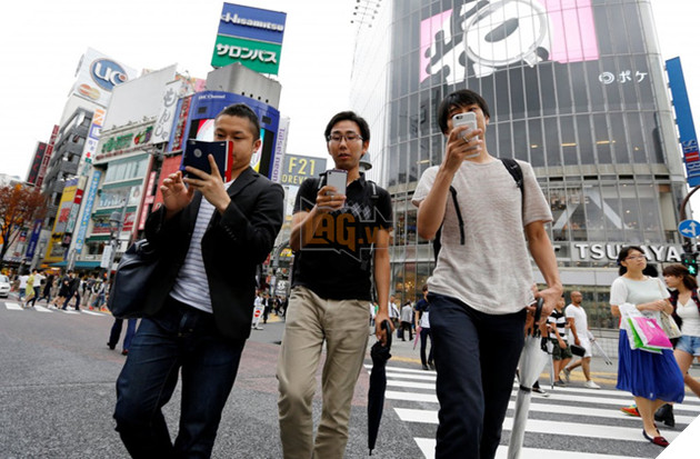 
Bắt Pokémon khiến quá trình đi bộ trở nên vui hơn hẳn
