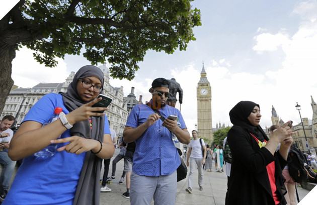 
Thành phố Luân Đôn trở nên lí thú hơn hẳn với Ivysaur
