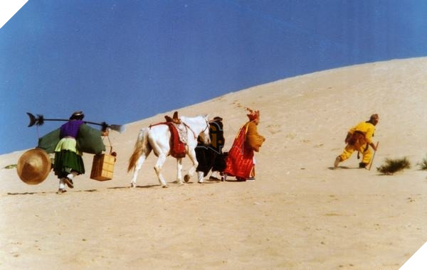 
Thầy trò Đường Tăng (trong Tây Du Ký) phải vượt qua 81 kiếp nạn trên đường sang Tây Thiên thỉnh kinh, cuối cùng thành chính quả.
