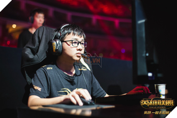 LMHT: SofM là ngoại binh xuất sắc nhất LPL Mùa Hè 2016