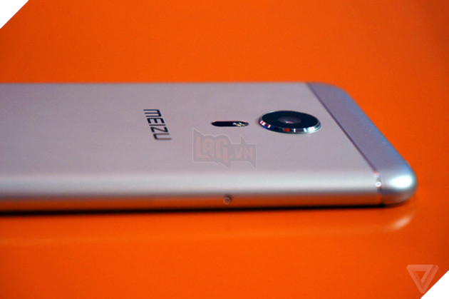 Cận cảnh điện thoại mạnh mẽ nhất chạy Ubuntu.  4