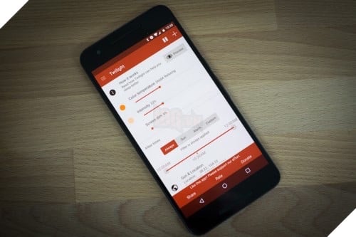 Ứng dụng giúp dễ ngủ hơn khi sử dụng smartphone vào ban đêm.  3