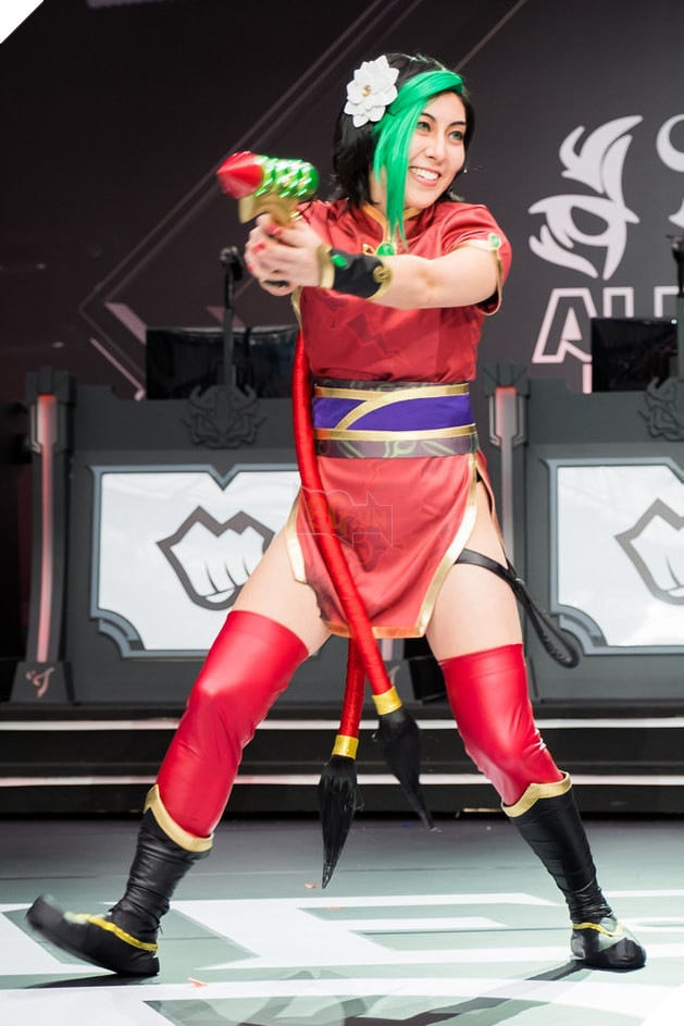 IWCQ 2016: 'Cười bể bụng' với các thánh cosplay tại Brazil 2