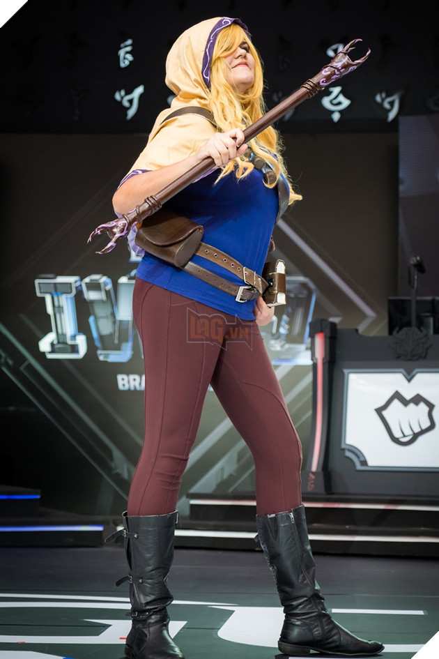 IWCQ 2016: 'Cười bể bụng' với các thánh cosplay tại Brazil 3