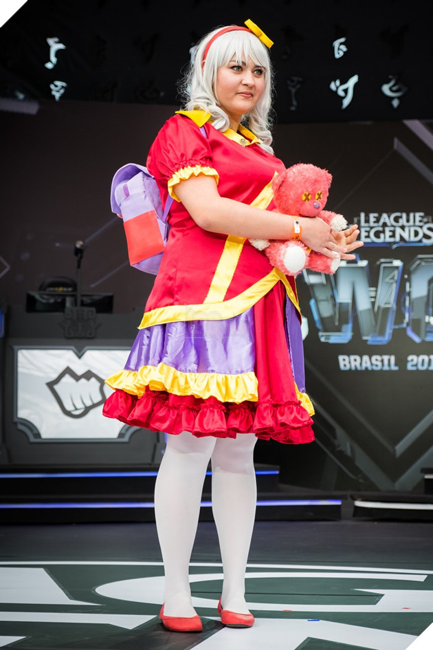 IWCQ 2016: 'Cười bể bụng' với các thánh cosplay tại Brazil 13