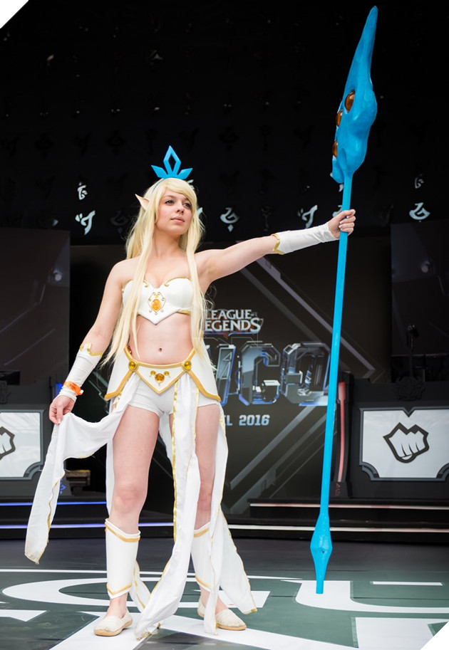IWCQ 2016: 'Cười bể bụng' với các thánh cosplay tại Brazil 16