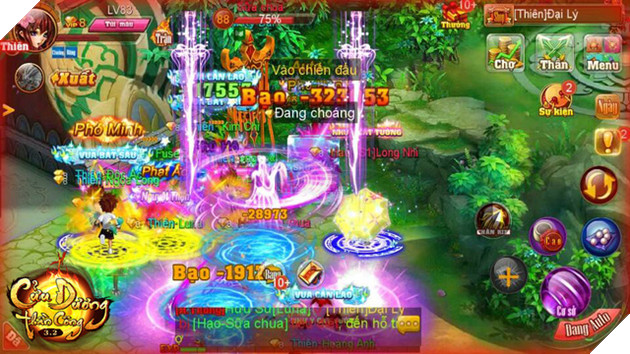 
Trong Cửu Dương Thần Công, bạn luôn bắt gặp những trận chiến khốc liệt như thế này
