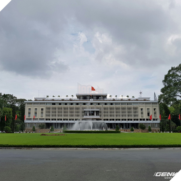 Hãy chiêm ngưỡng Sài Gòn đẹp lạ lùng qua tranh sơn dầu, tất cả chỉ nhờ một ứng dụng trên điện thoại 23