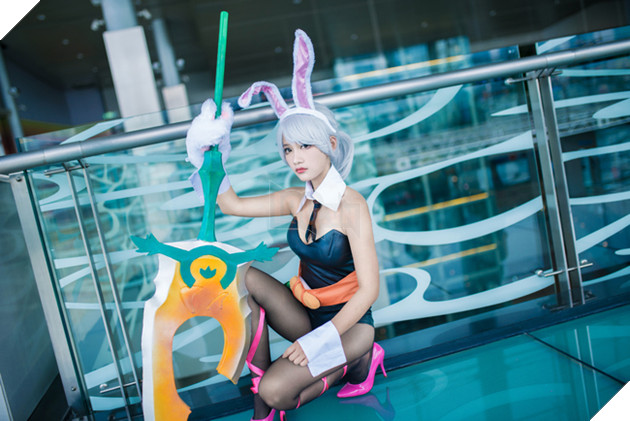 LMHT: Dược Dược khoe dáng chuẩn với cosplay Riven Thỏ Ngọc