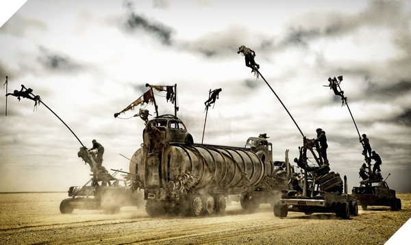 Những pha hành động kinh hoàng của Mad Max Fury Road