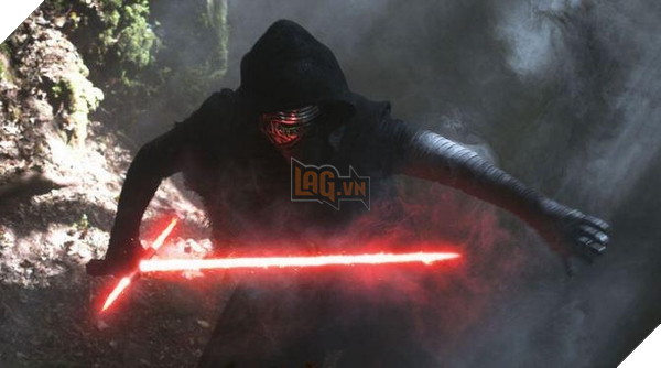  Kylo Ren so sánh Star Wars Episode VIII với phần Empire Strikes Back