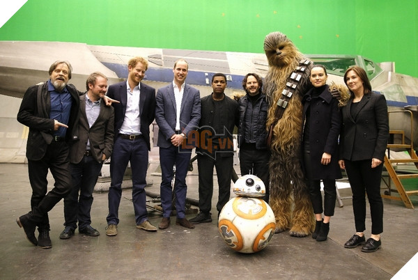  Kylo Ren so sánh Star Wars Episode VIII với phần Empire Strikes Back 3