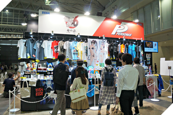 Hoa mắt với đủ mọi loại hàng hóa được bày bán ở Tokyo Game Show 2016