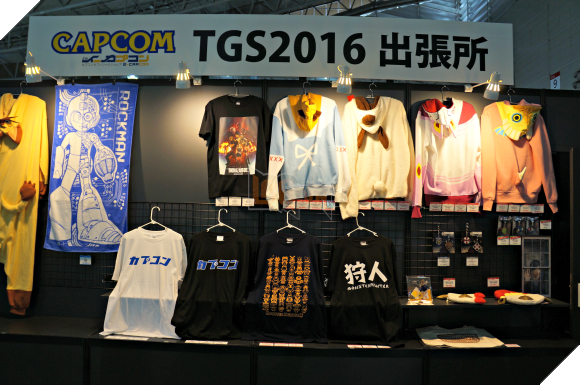Hoa mắt với đủ mọi loại hàng hóa được bày bán ở Tokyo Game Show 2016