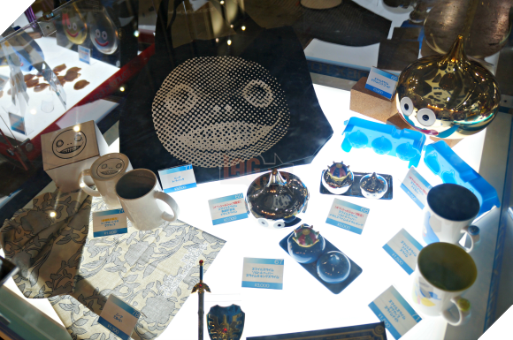 Hoa mắt với đủ mọi loại hàng hóa được bày bán ở Tokyo Game Show 2016