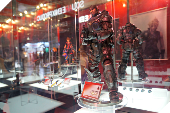 Hoa mắt với đủ mọi loại hàng hóa được bày bán ở Tokyo Game Show 2016