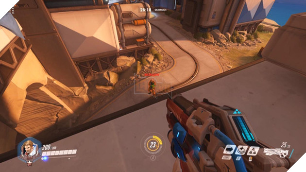 
Tấn công dễ dàng từ trên cao.
